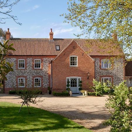 Bed and Breakfast The Lofts At Mill House Farm Docking Exteriér fotografie