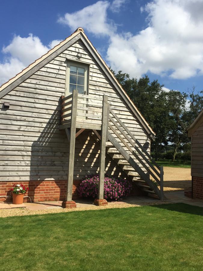 Bed and Breakfast The Lofts At Mill House Farm Docking Exteriér fotografie